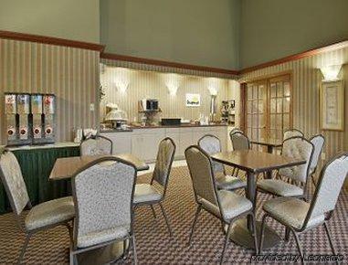 Days Inn By Wyndham Madison Ne/Windsor Restaurant bilde